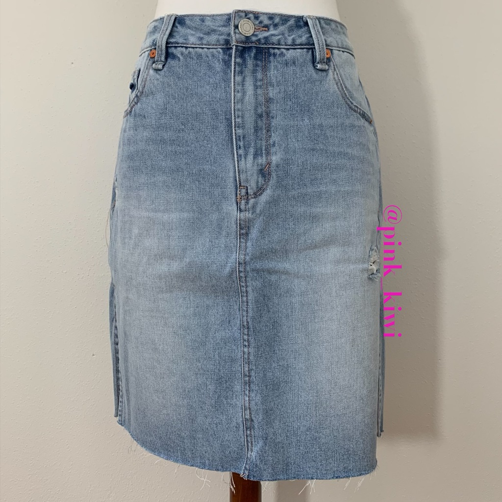 Reducedhabitual Willa Distressed Cutoff Denim Skirt Size: 28